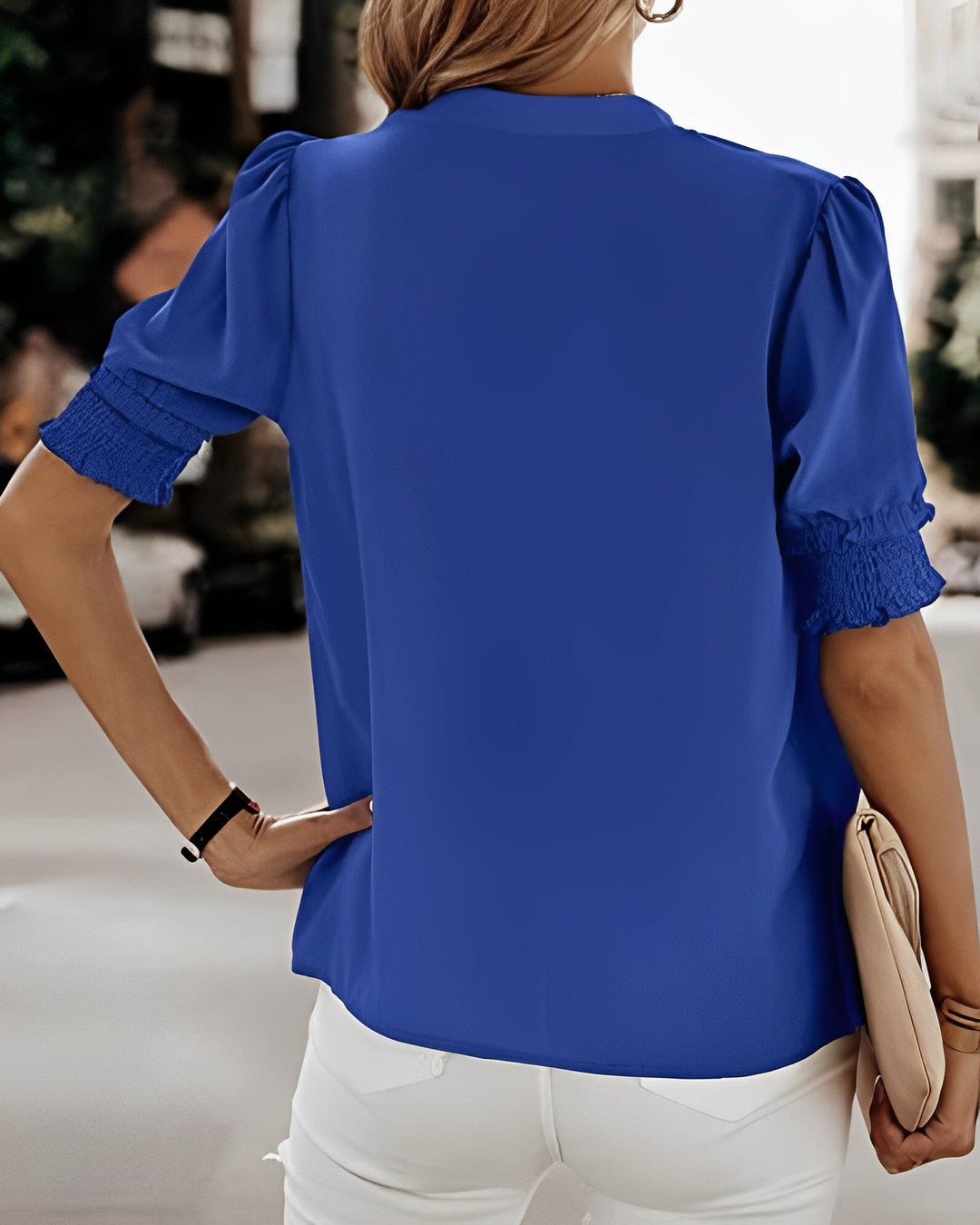 Blouse Manches Courtes Alice | Col V, Tissu Léger et Fluide 4