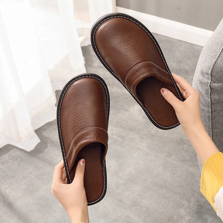 Chaussons en Cuir Vegan Luxe | Confort Ultime et Design Épuré pour Femme 3