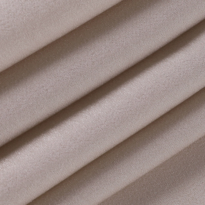 Robe Satinée Victoire | Fente Latérale, Bretelles Fines, Glamour 5