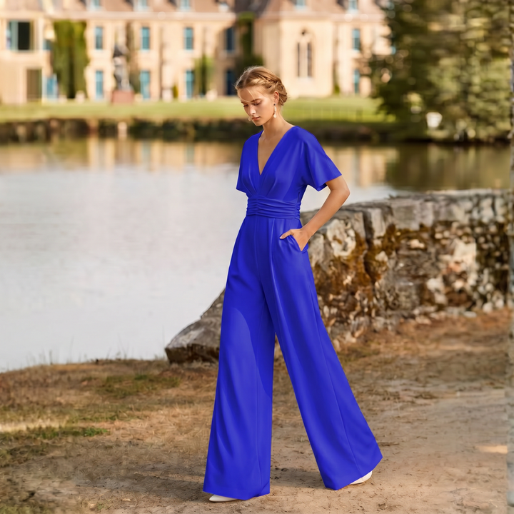 Combinaison Kaia | Jambes larges, col en V, ceinturée élégante 7