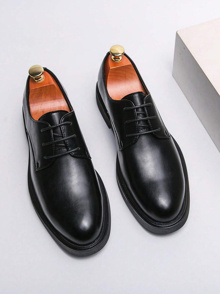 Derbies Léo Homme | Tige Basse en Cuir Synthétique, Finition Lisse 1
