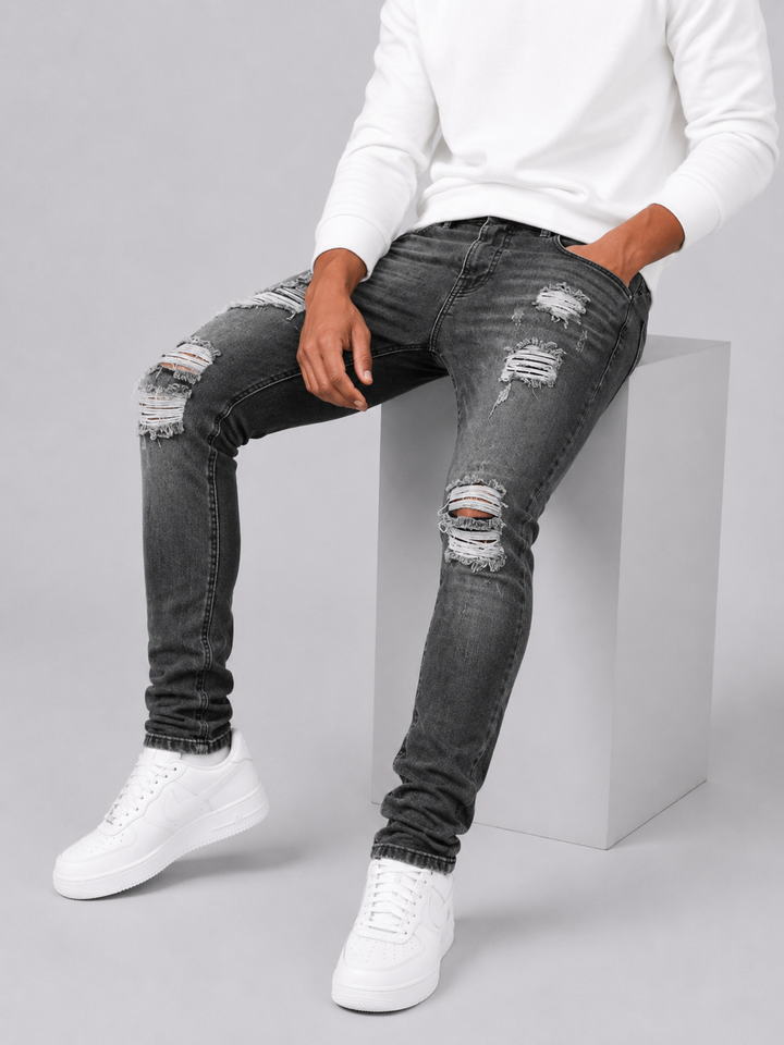 Jean slim Celvoir | Denim déchiré, coupe ajustée moderne 6