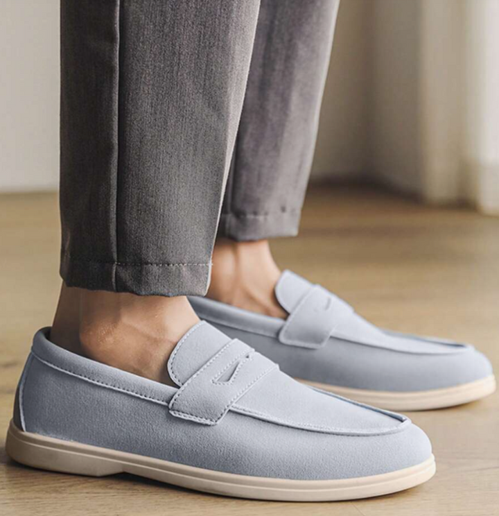 Mocassin Noir Élégant | Cuir, Plateau Cousu & Semelle Contrastée 1