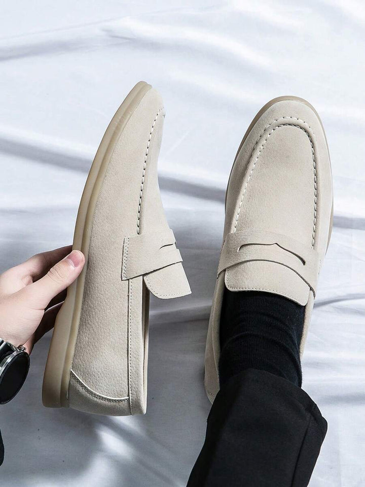 Mocassins Homme Léo | Découpe Frontale & Empeigne Mate en Cuir Synthétique 3