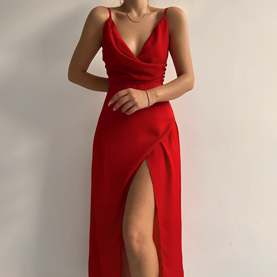 Robe Satinée Victoire | Fente Latérale, Bretelles Fines, Glamour 1