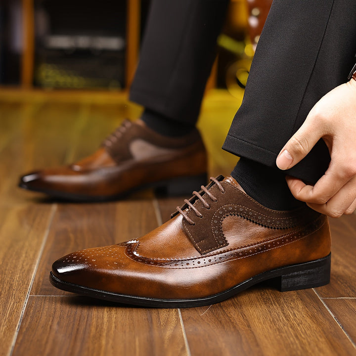 Richelieu Perforé Hugo | Cuir Véritable, Laçage Fermé & Bout Allongé 1