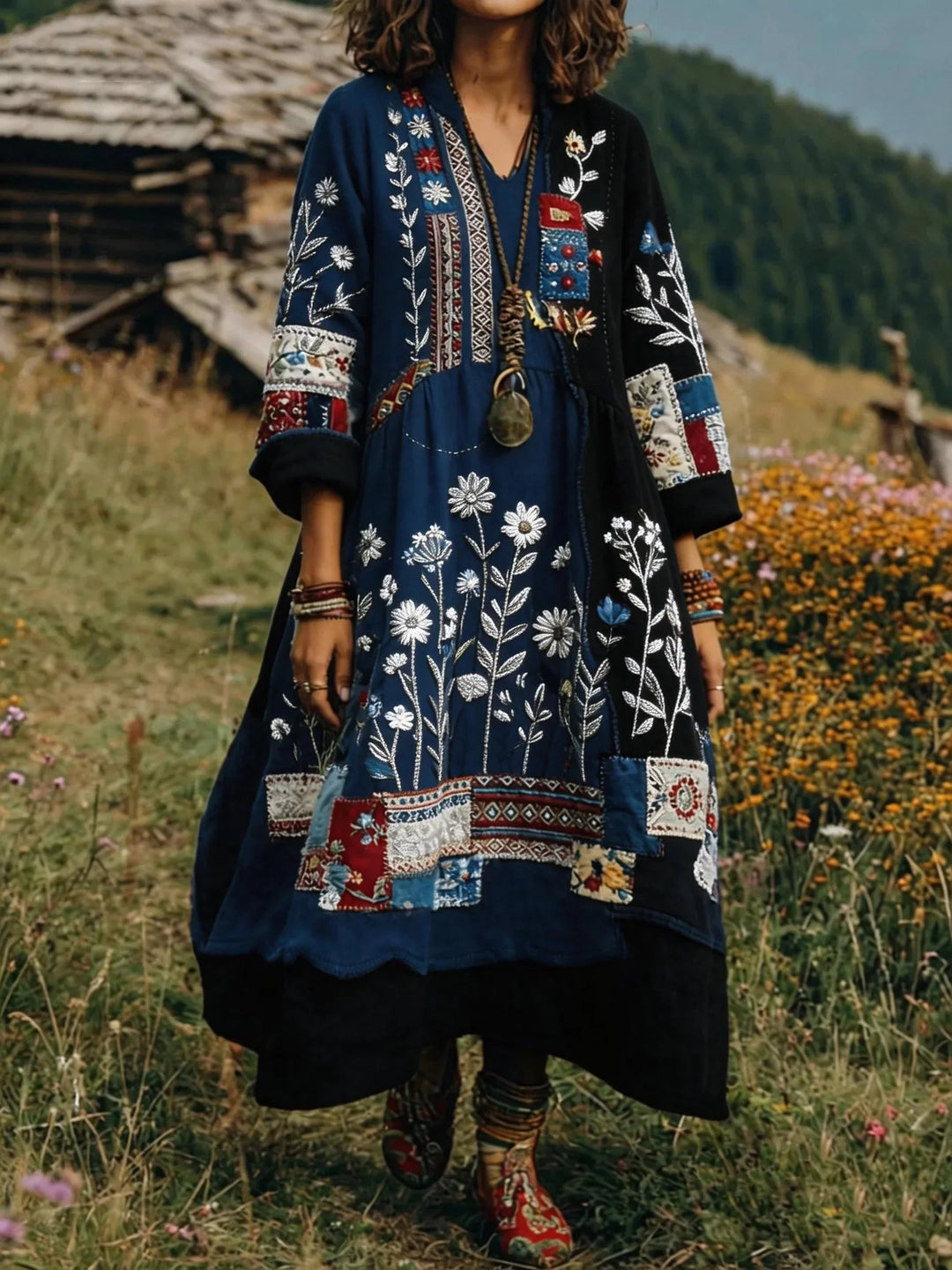 Robe Bohème Éthnique Liora | Patchwork Artistique, Coupe Fluide 2