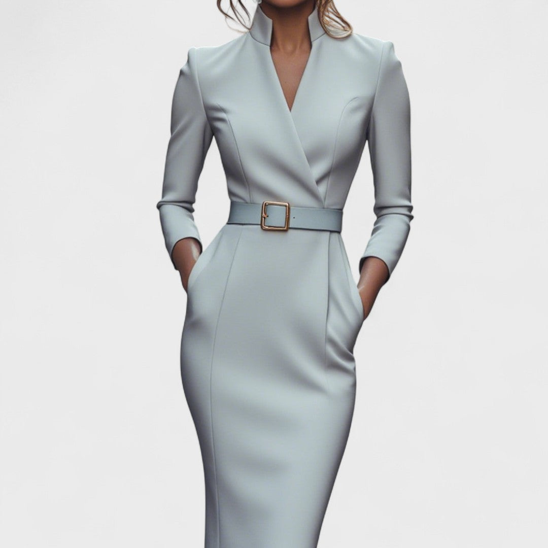 Robe Mira Élégante | Ceinture Ajustable, Col Mao Femme 7