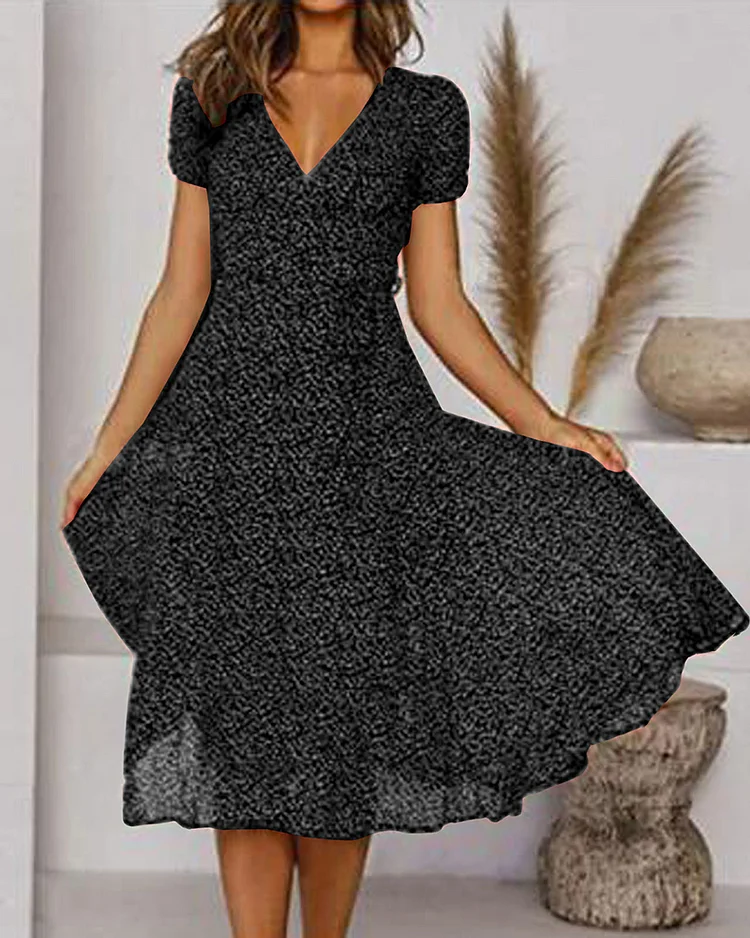 Robe d'été Élise pour femmes | Mousseline légère, Imprimé floral, Col en V élégant 0