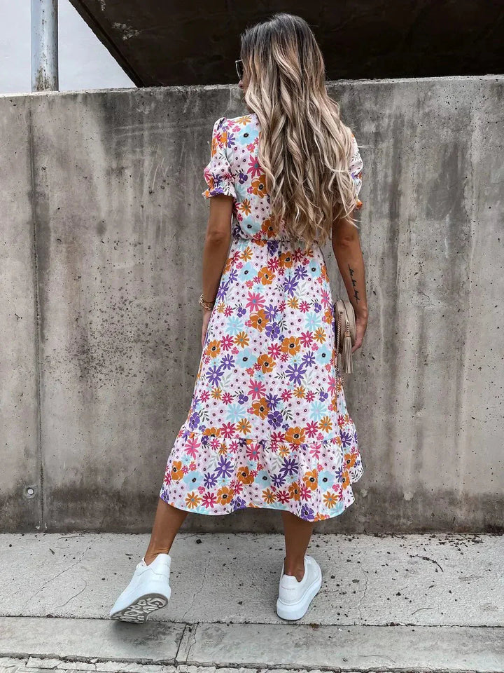 Robe d'été Fleurine | Imprimé Floral, Patte de Boutonnage & Fente Latérale 7