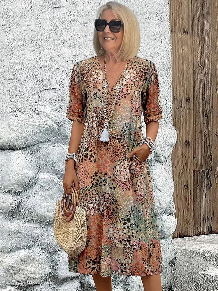 Robe d'été Viona | Décolleté en V, motif floral intégral, longueur genou 4