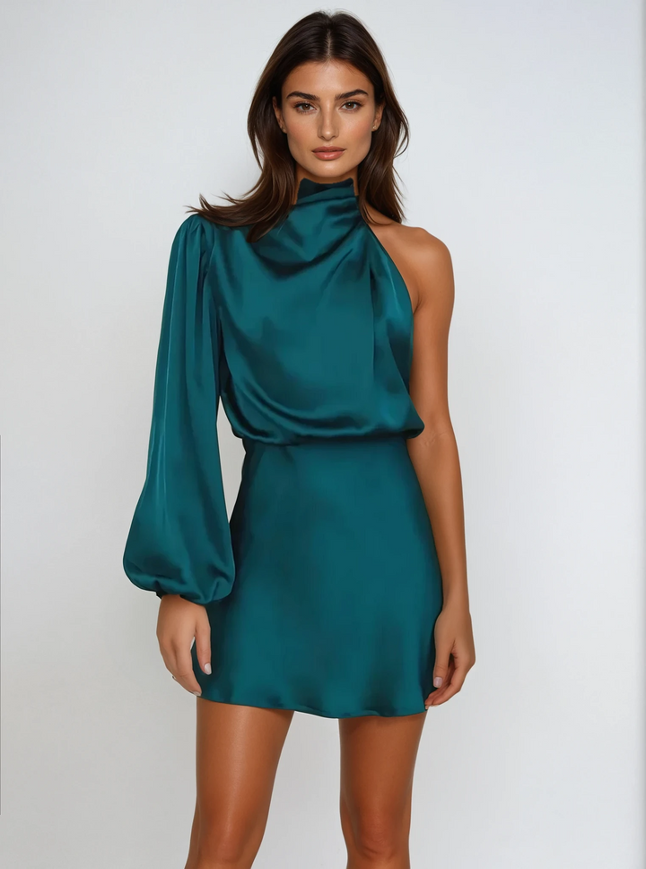 Robe de Soirée Lexa | Satin Asymétrique, Une Manche Élégante 0