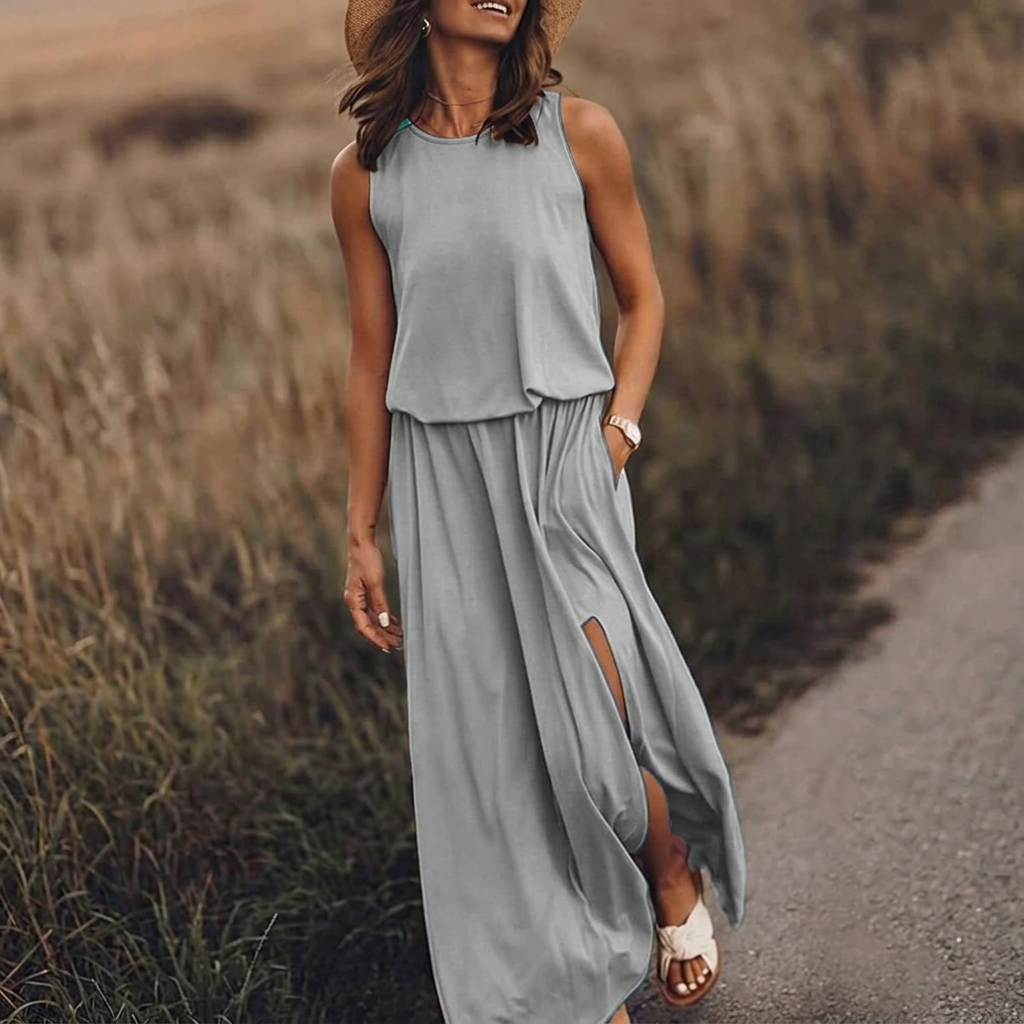 Robe longue Kateline | Maxi fluide, col rond, sans manches, fente latérale 10