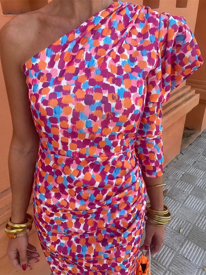 Robe longue Levoire | Épaules croisées, couleur rose élégante 2
