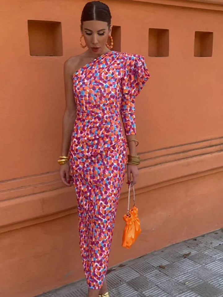 Robe longue Levoire | Épaules croisées, couleur rose élégante 3