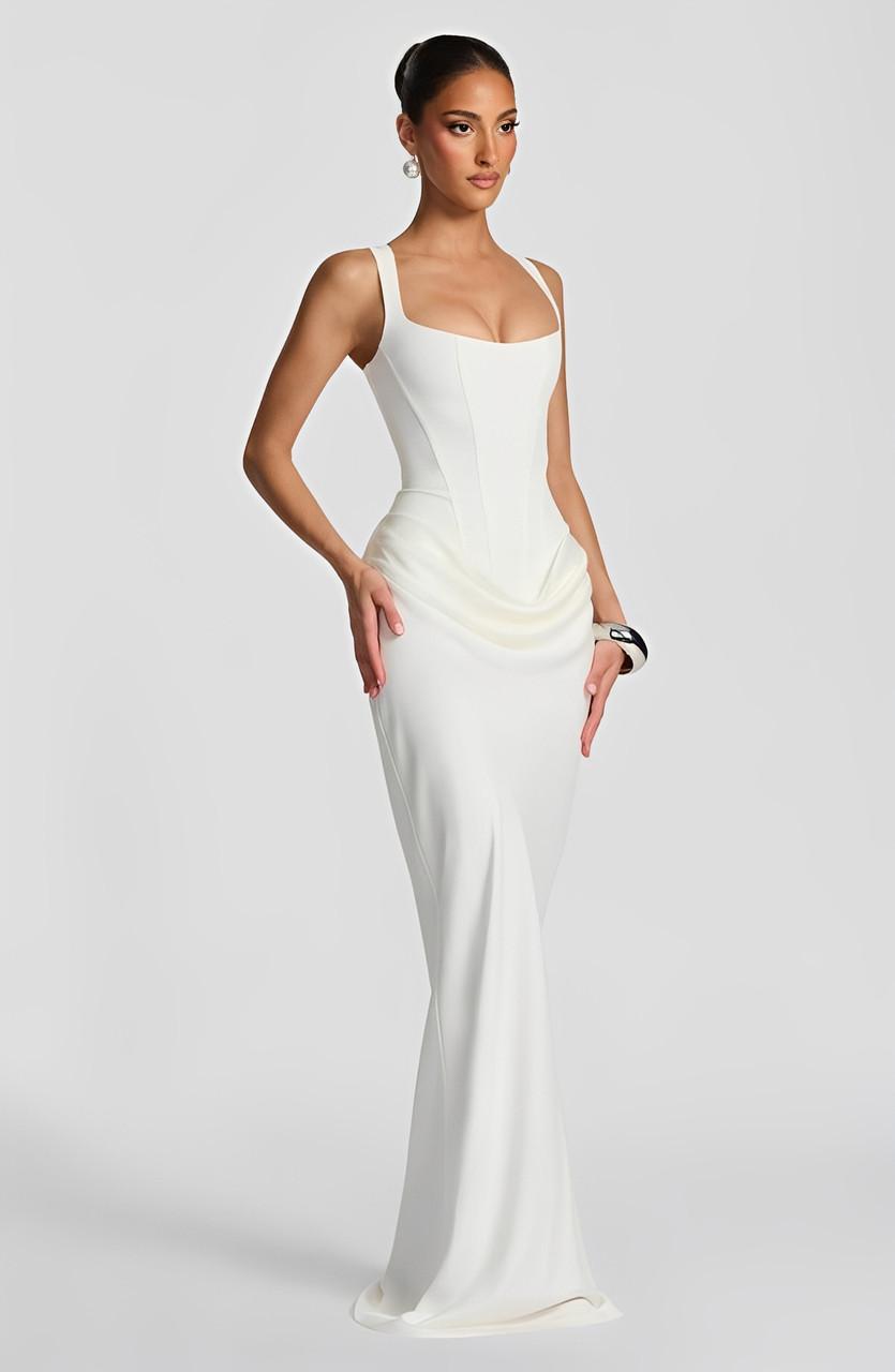 Robe longue Liora | Bretelles Fines & Design Corseté Élégant 0