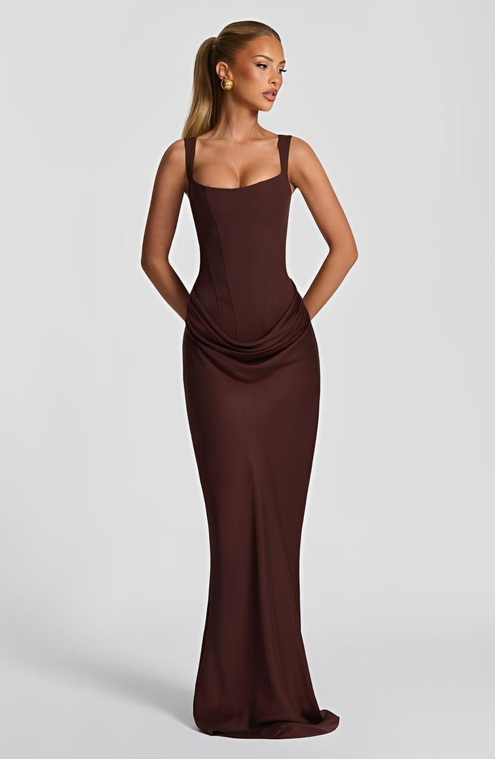 Robe longue Liora | Bretelles Fines & Design Corseté Élégant 6
