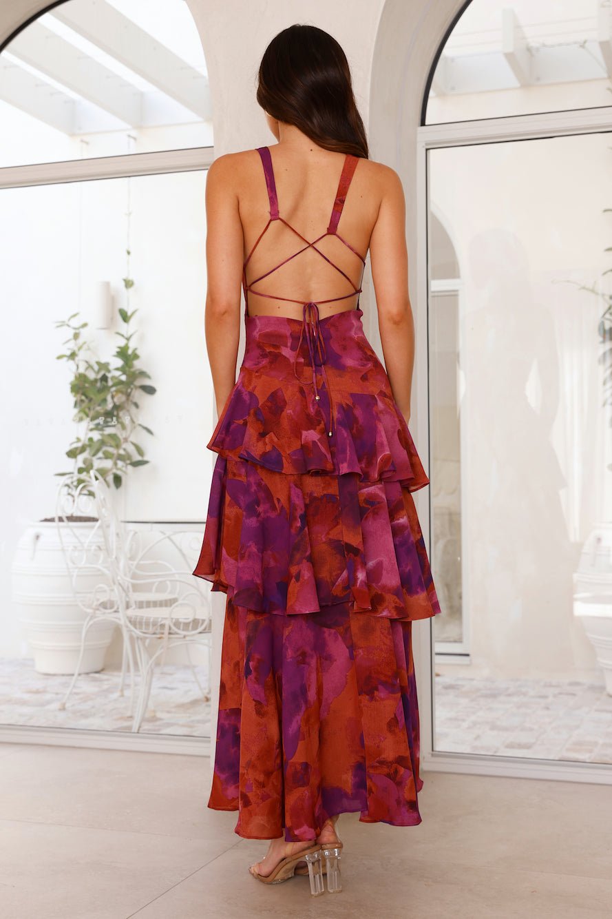 Robe longue Liora | Chiffon léger avec volants superposés, décolleté en V 8