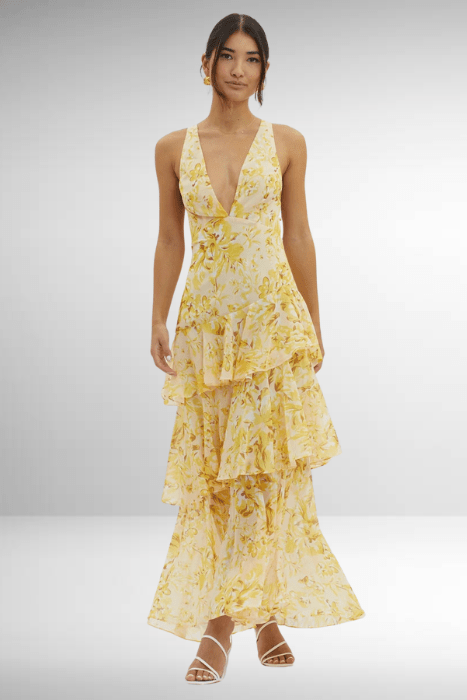 Robe longue Liora | Chiffon léger avec volants superposés, décolleté en V 9