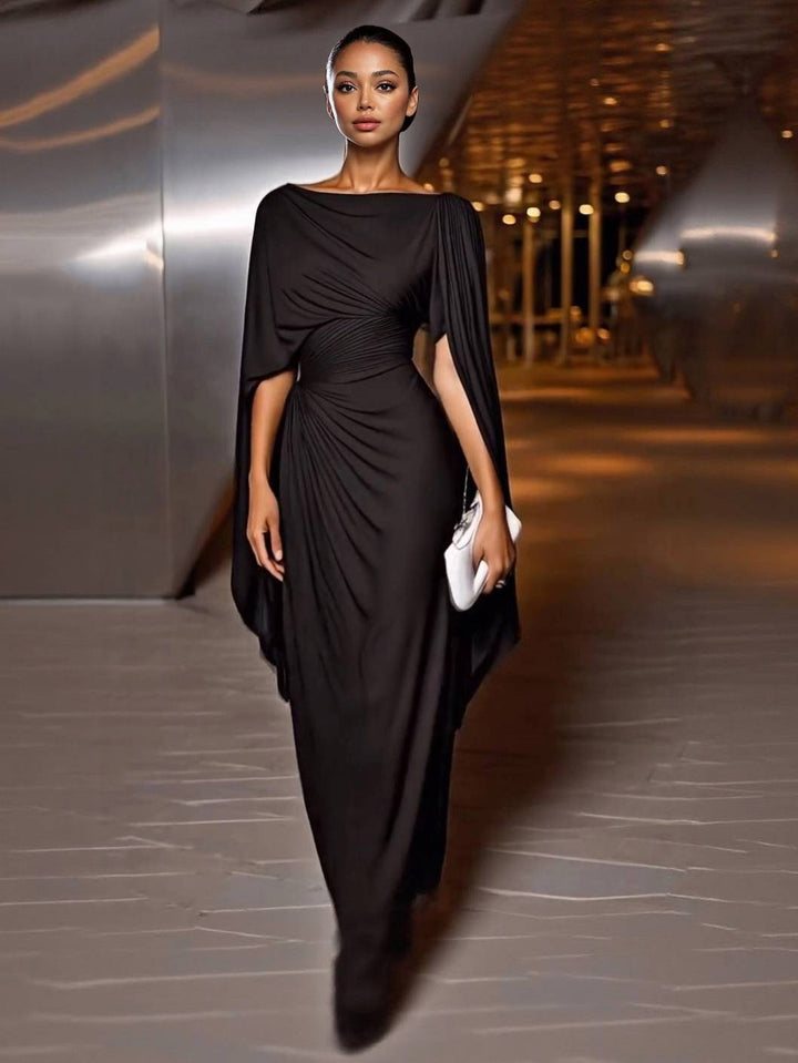 Robe longue Mylène | Drapé à la taille, manches cape, encolure bateau 0
