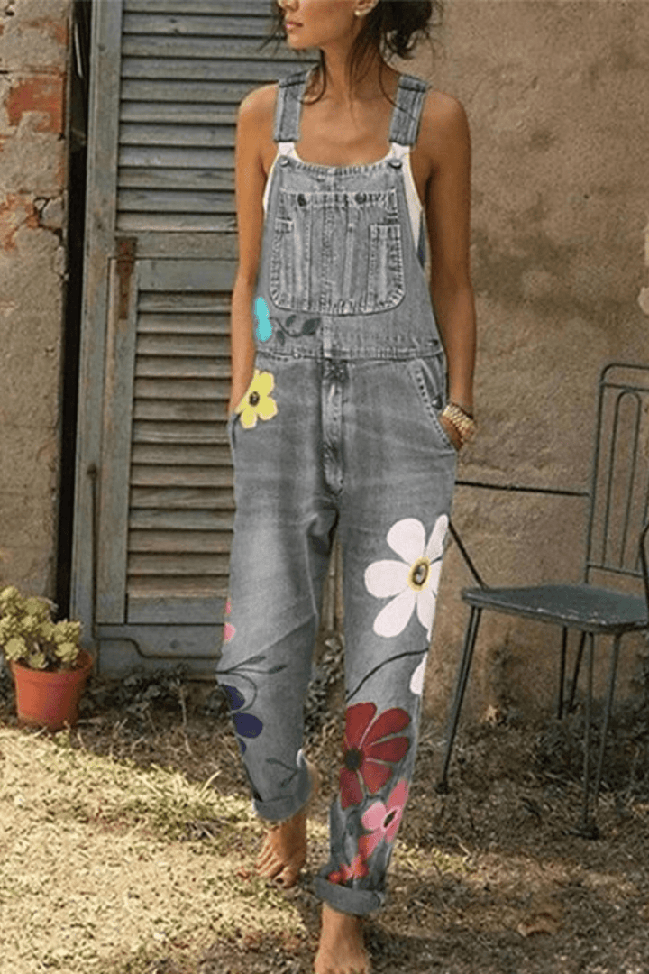 Salopette en Jean Sélène | Détails Floraux Artisanaux & Bretelles Réglables 0