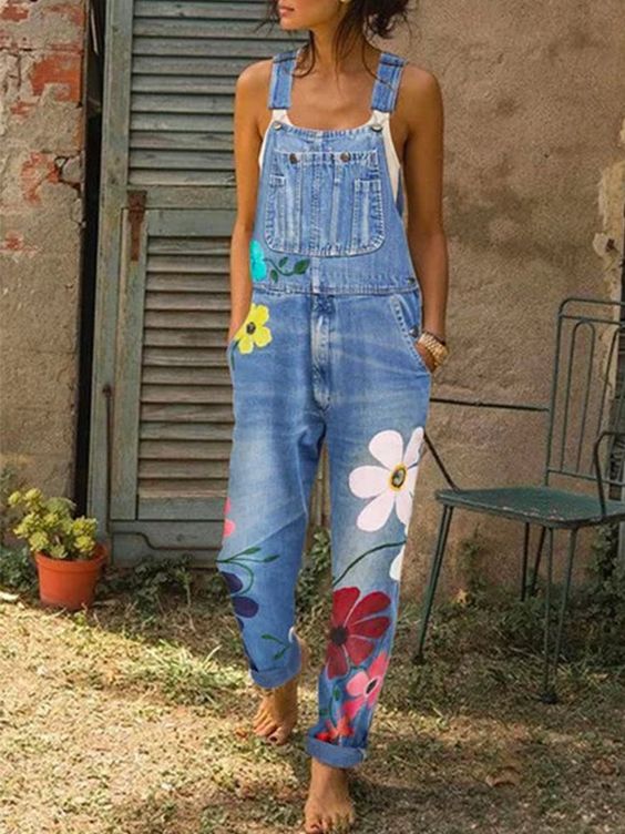 Salopette en Jean Sélène | Détails Floraux Artisanaux & Bretelles Réglables 2